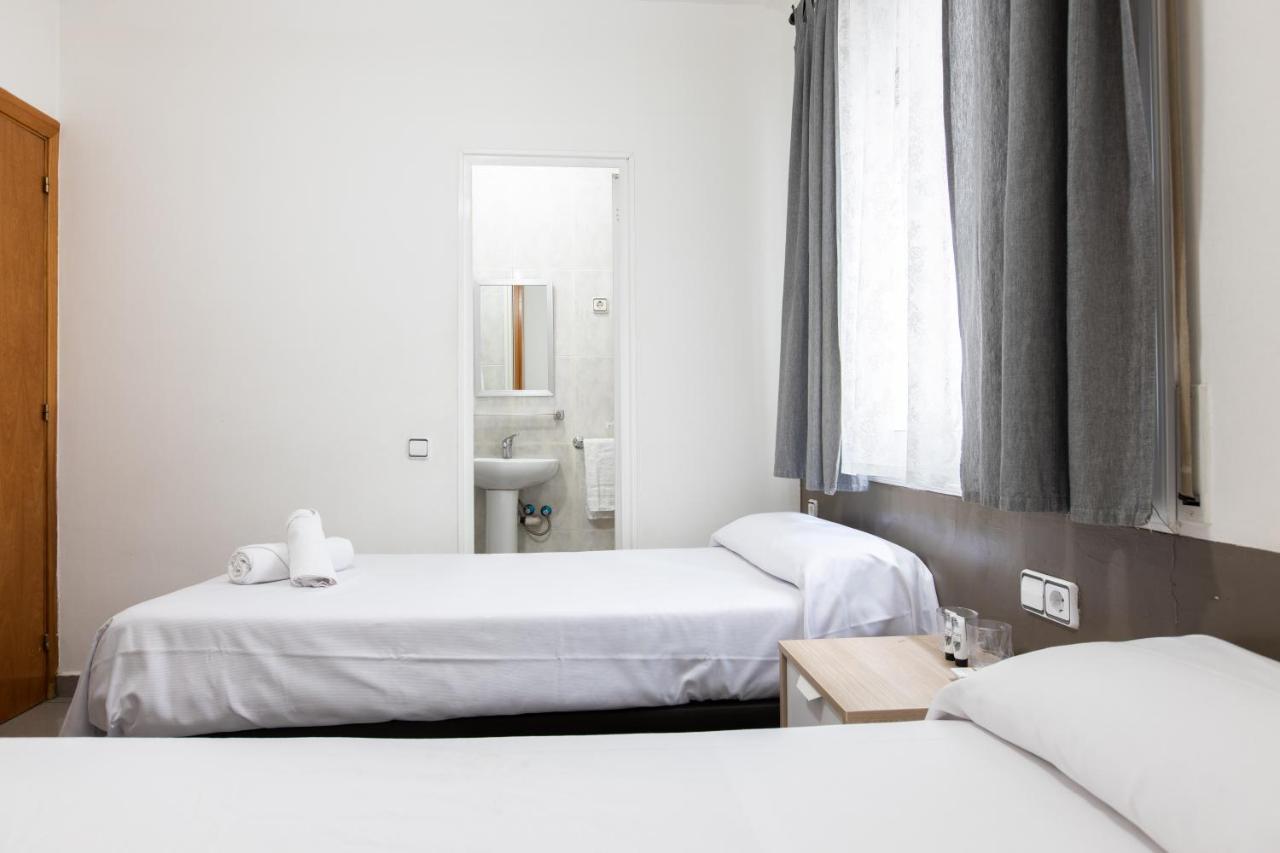 Pension Galicia Canovellas Exterior foto